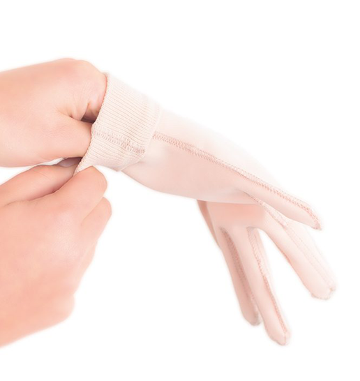 Scarban Gloves Lifestyle