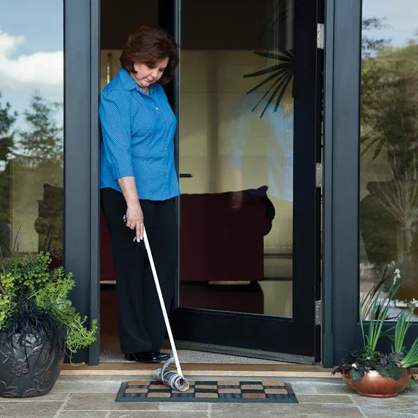 2011 07 20 09 30 01 13 NC28522 11 in use W11