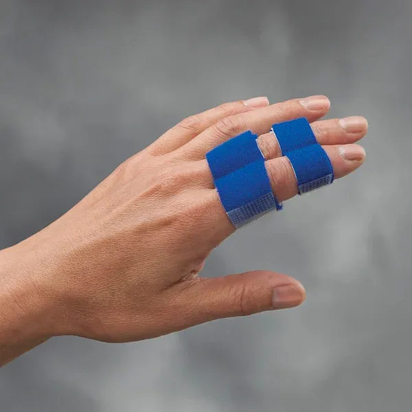 NC15399 2 Fabrifoam Finger Buddy Strap 2 5cm